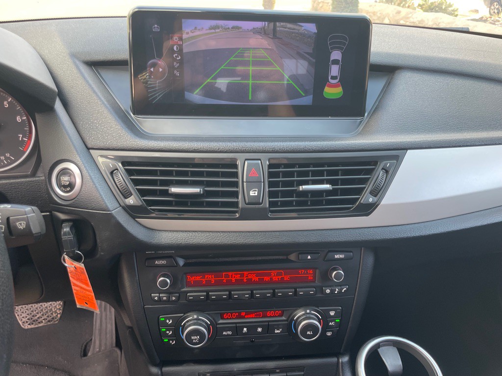 2015 BMW X1 Image 17