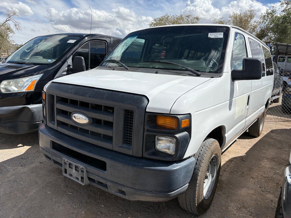 2014 Ford Econoline Image 1