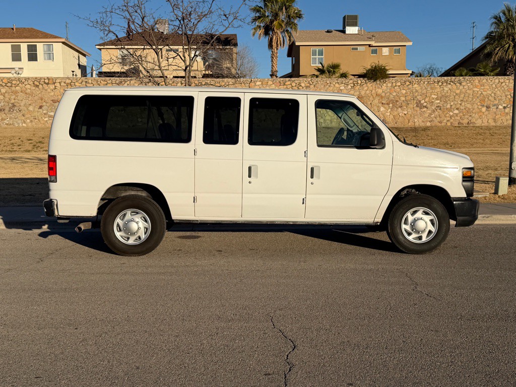 2014 Ford Econoline Image 5