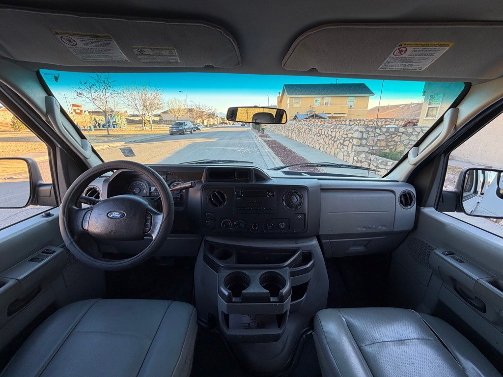 2014 Ford Econoline Image 14