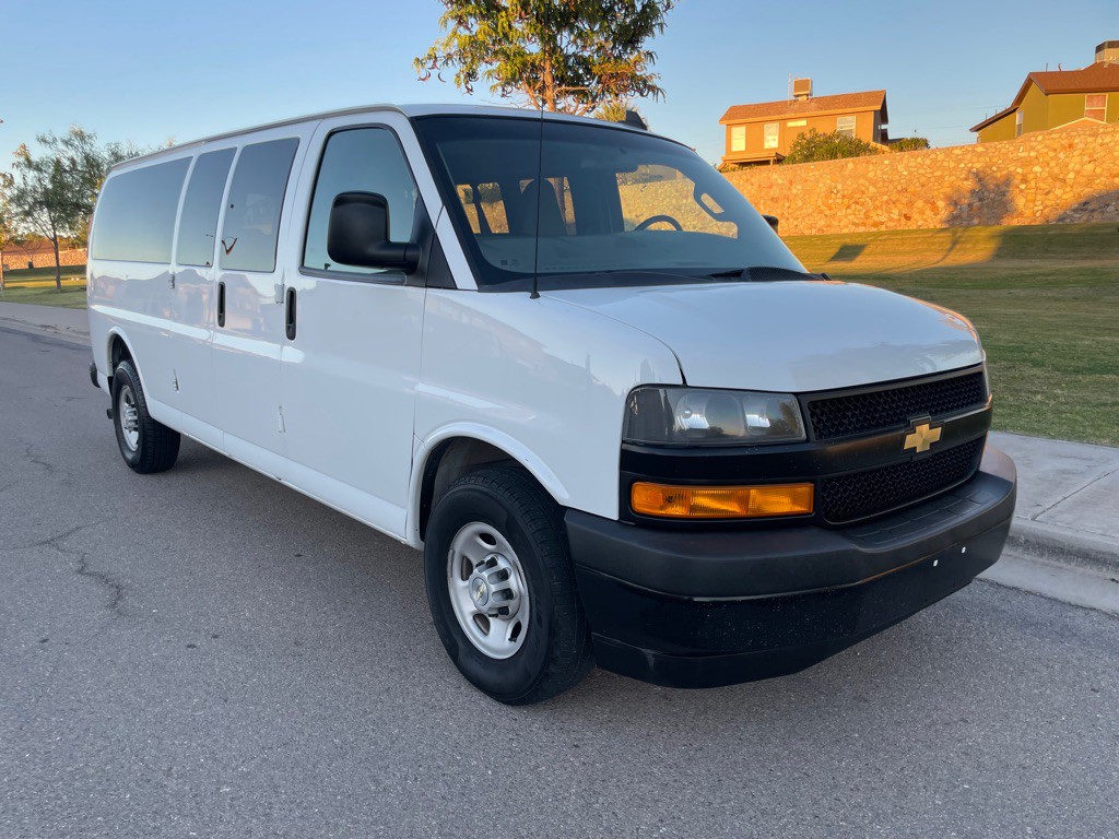 2020 Chevrolet Express Image 4