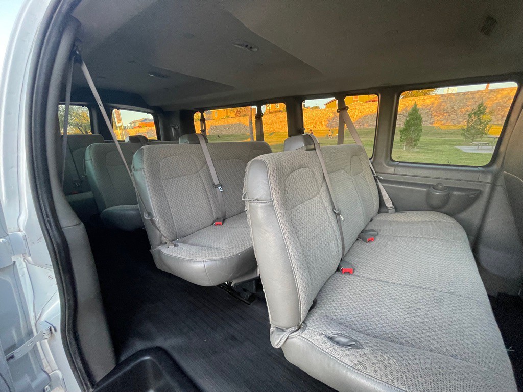 2020 Chevrolet Express Image 16