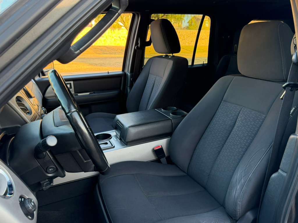 2017 Ford Expedition Image 10