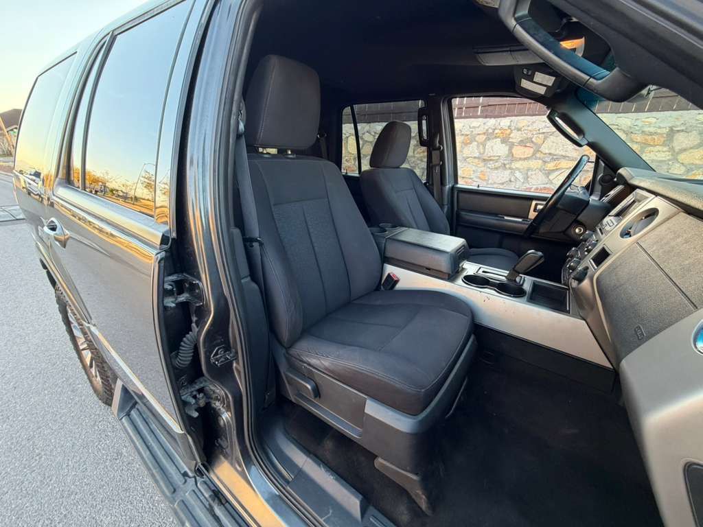 2017 Ford Expedition Image 14