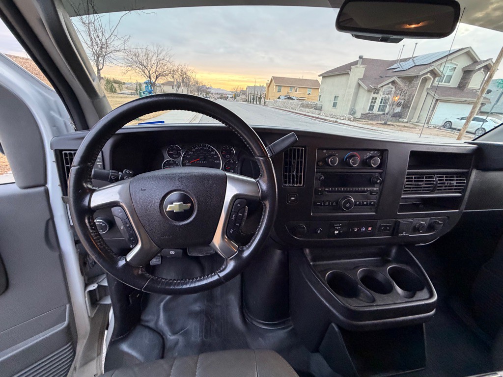2019 Chevrolet Express Image 11