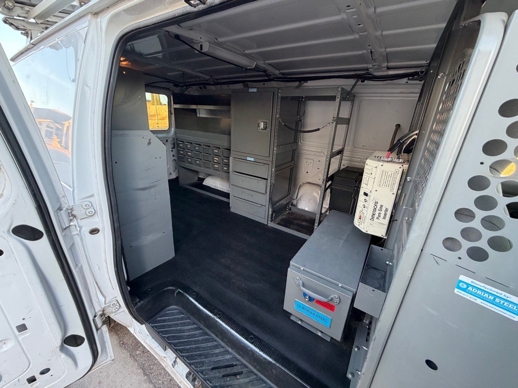 2011 Ford Econoline Image 15