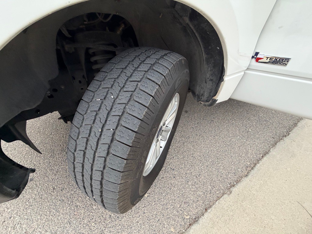 2013 Ford F-150 Image 18