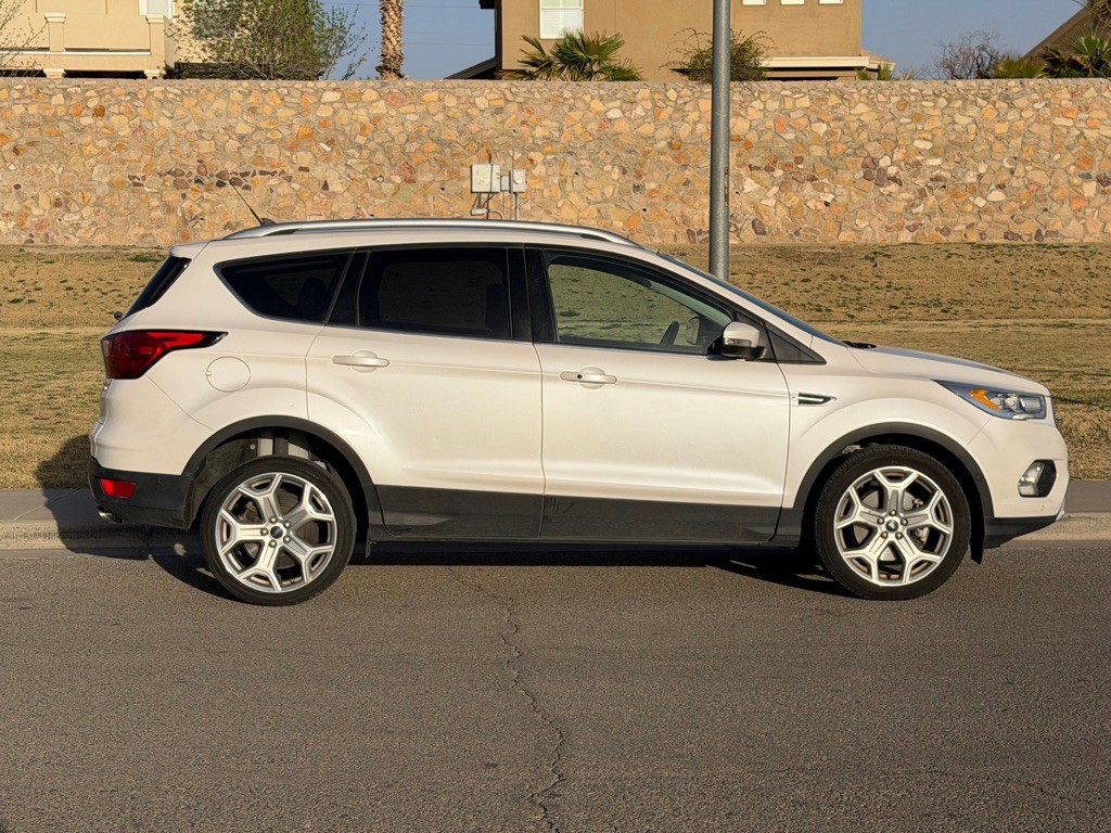2019 Ford Escape Image 5