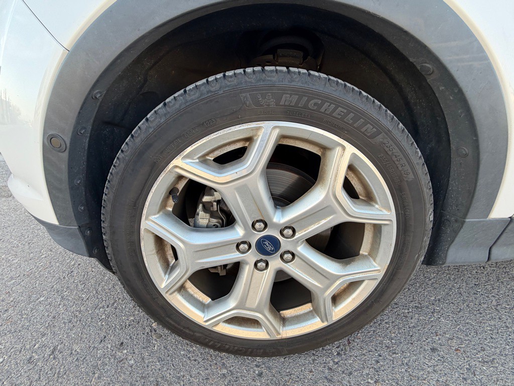 2019 Ford Escape Image 18