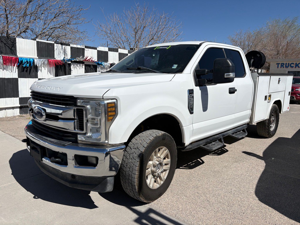 2018 Ford F-350 Image 1