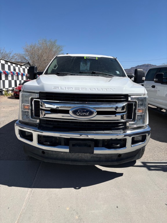 2018 Ford F-350 Image 2