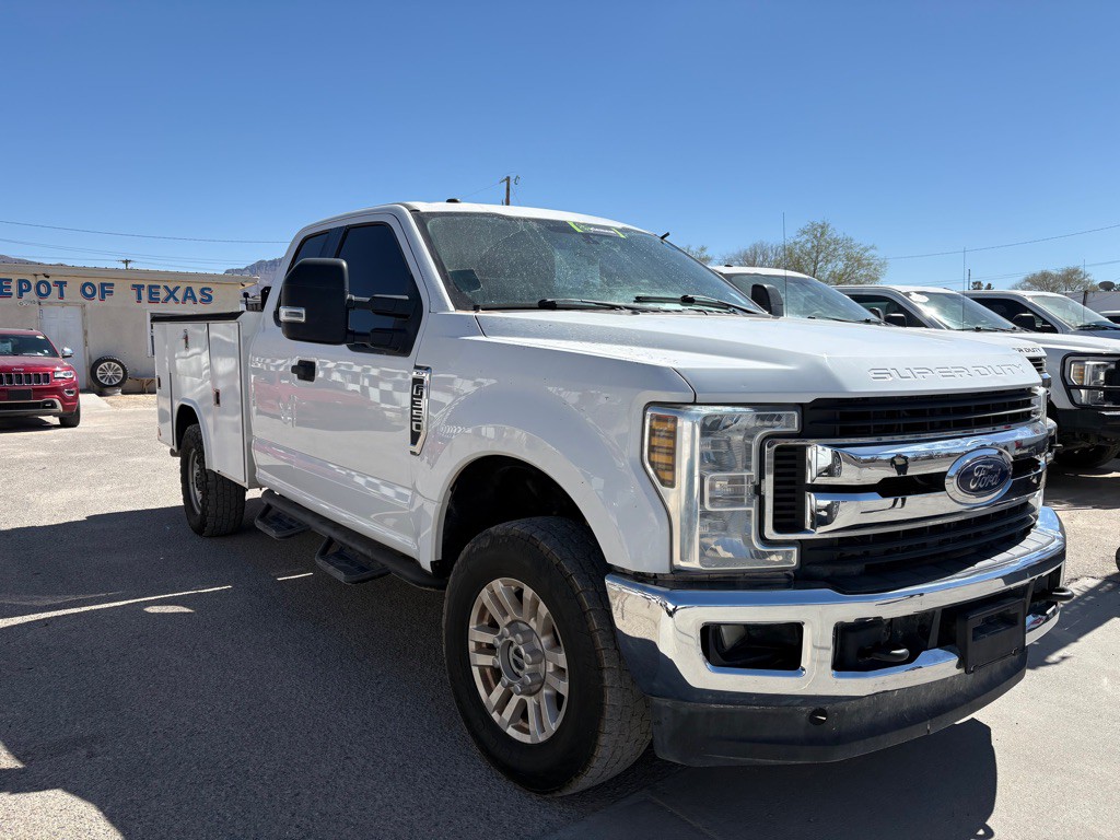 2018 Ford F-350 Image 3