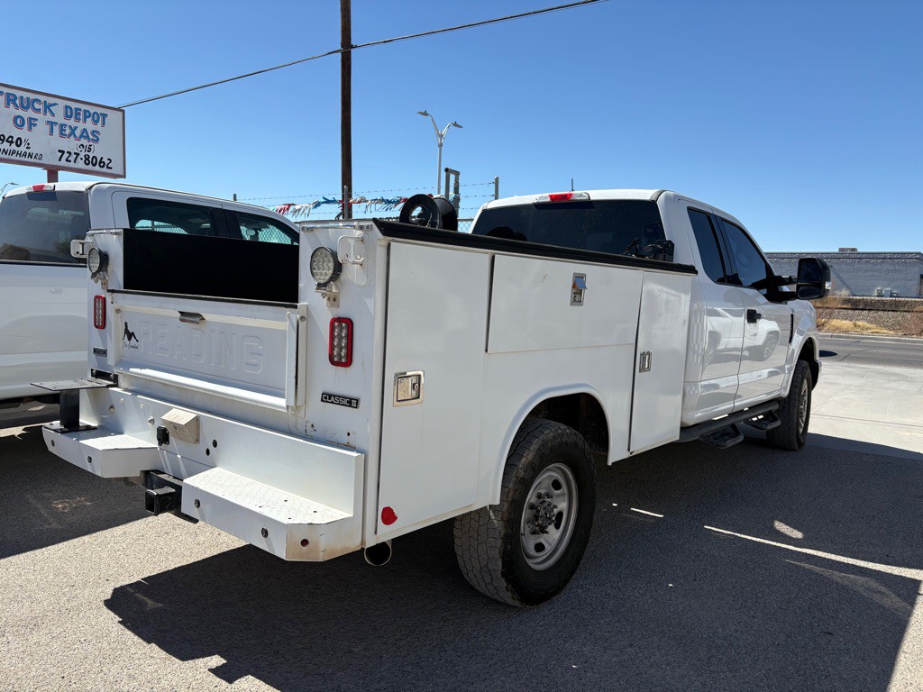 2018 Ford F-350 Image 4