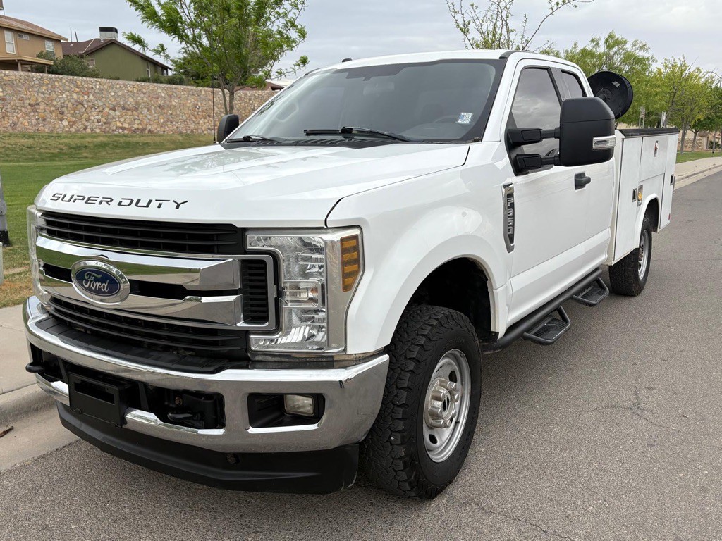 2018 Ford F-350 Image 1
