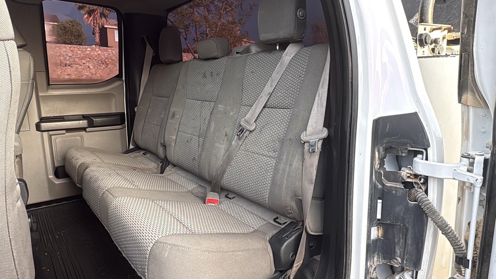 2018 Ford F-350 Image 17