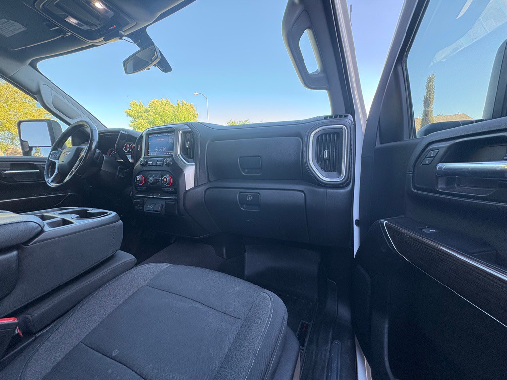 2020 Chevrolet Silverado 1500 Image 12