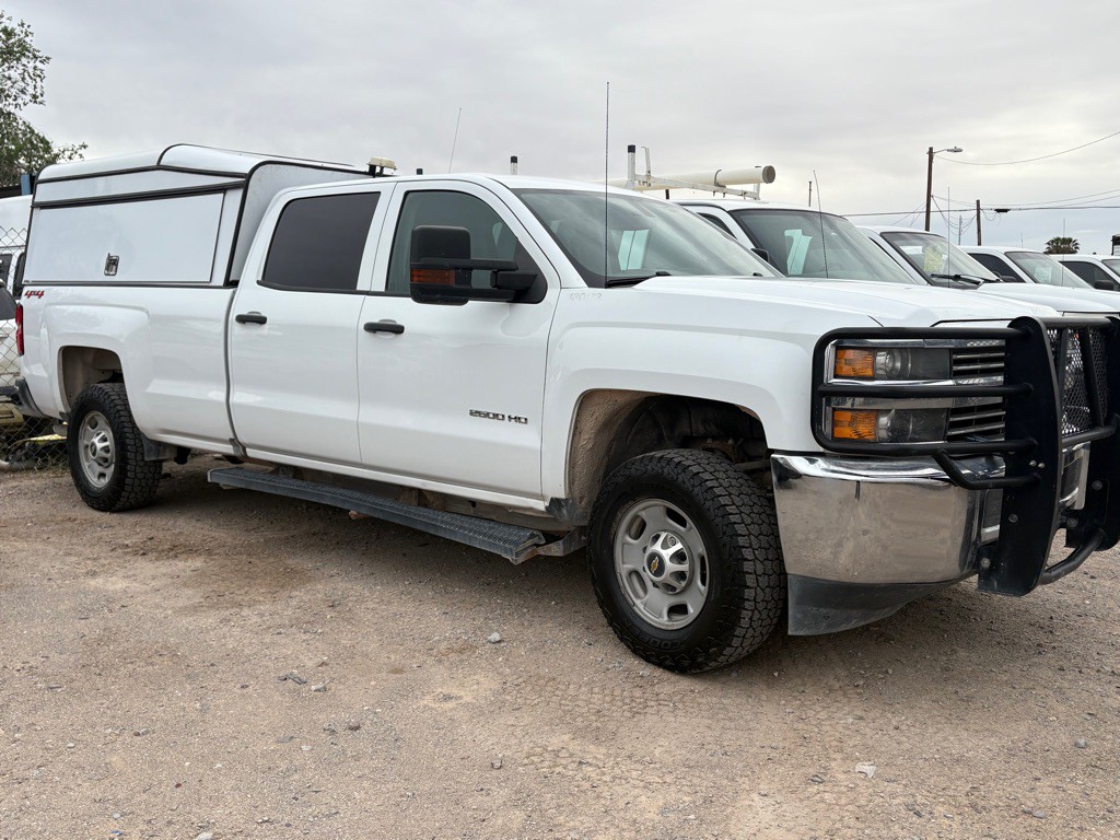2018 Chevrolet Silverado 1500 Image 2