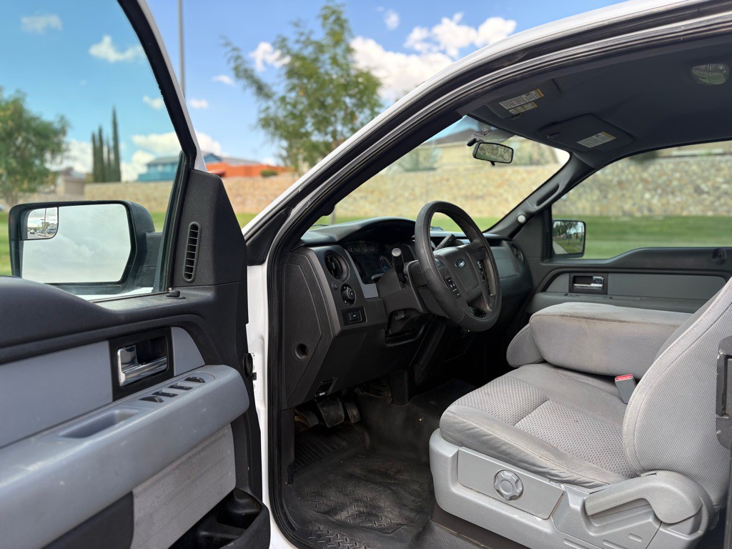 2014 Ford F-150 Image 9
