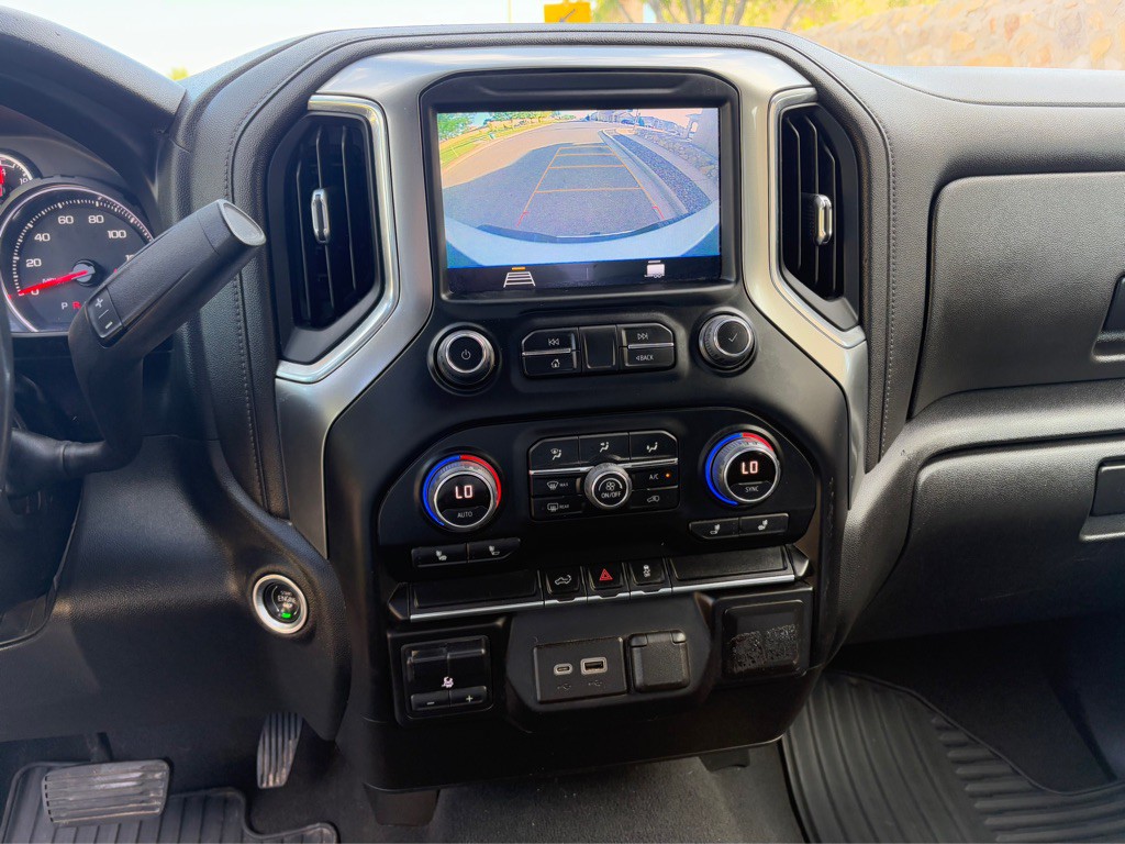 2022 Chevrolet Silverado 1500 Image 17