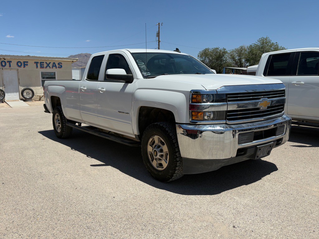 2015 Chevrolet Silverado 1500 Image 3