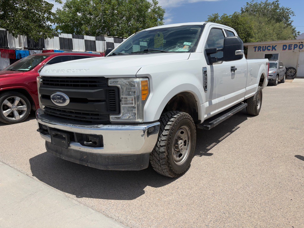 2017 Ford F-250 Image 1