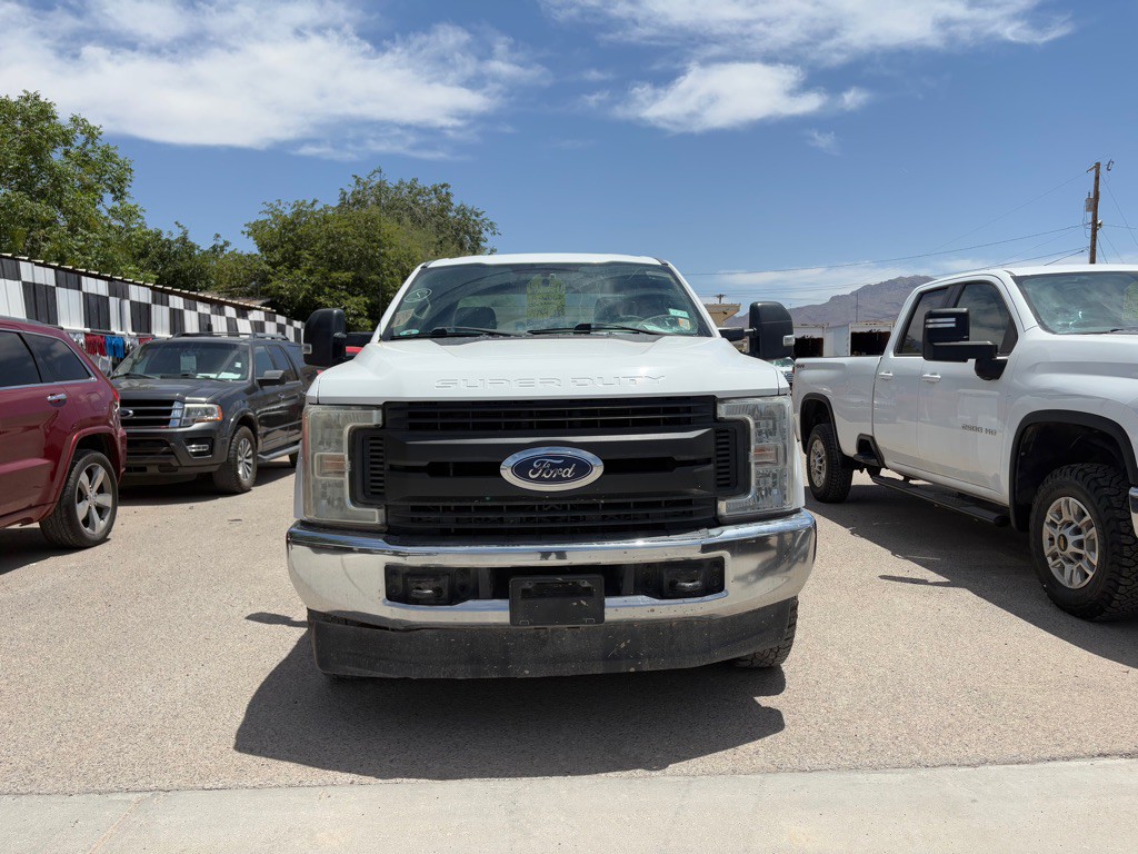 2017 Ford F-250 Image 3