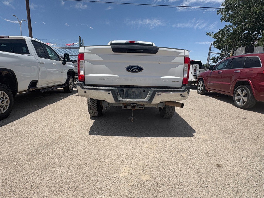 2017 Ford F-250 Image 5