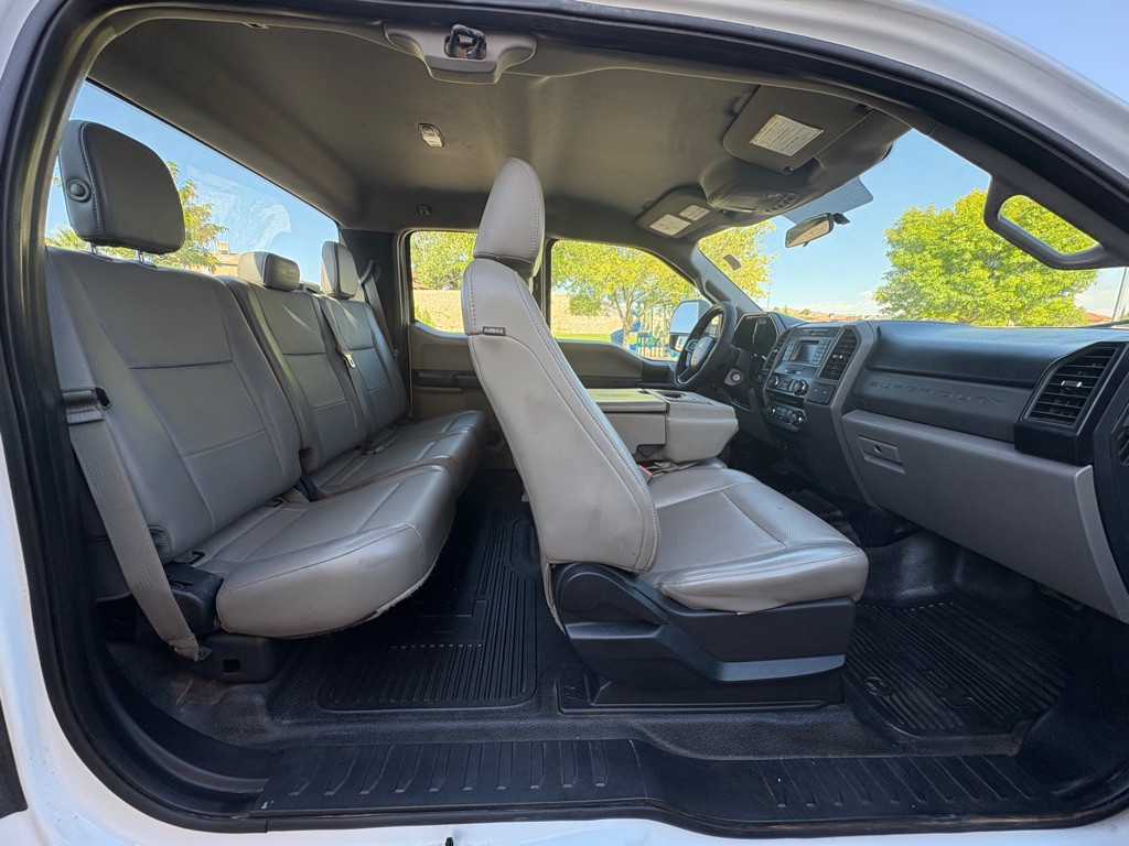 2017 Ford F-250 Image 16