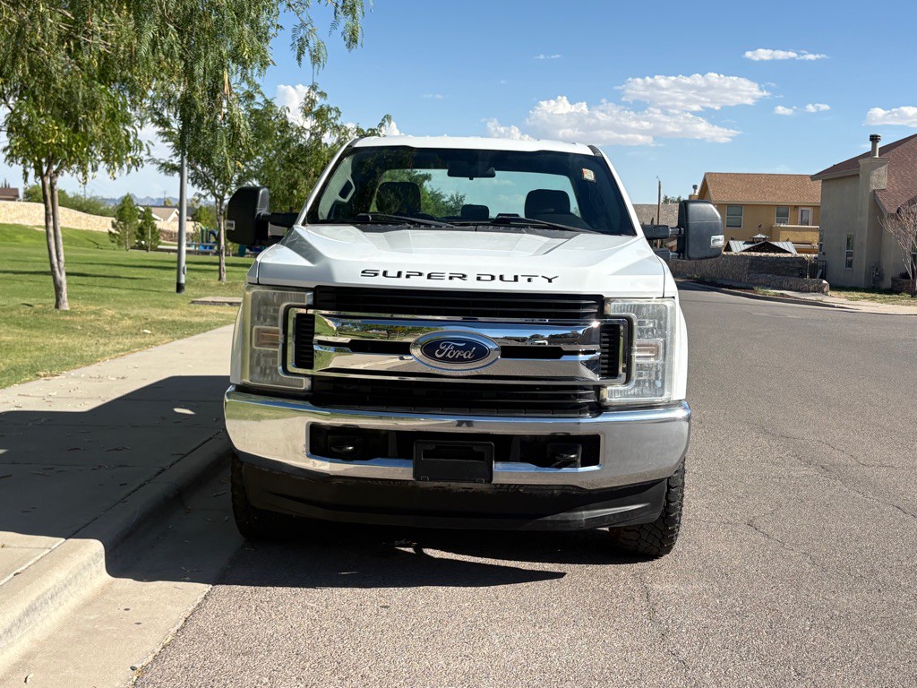 2017 Ford F-250 Image 3