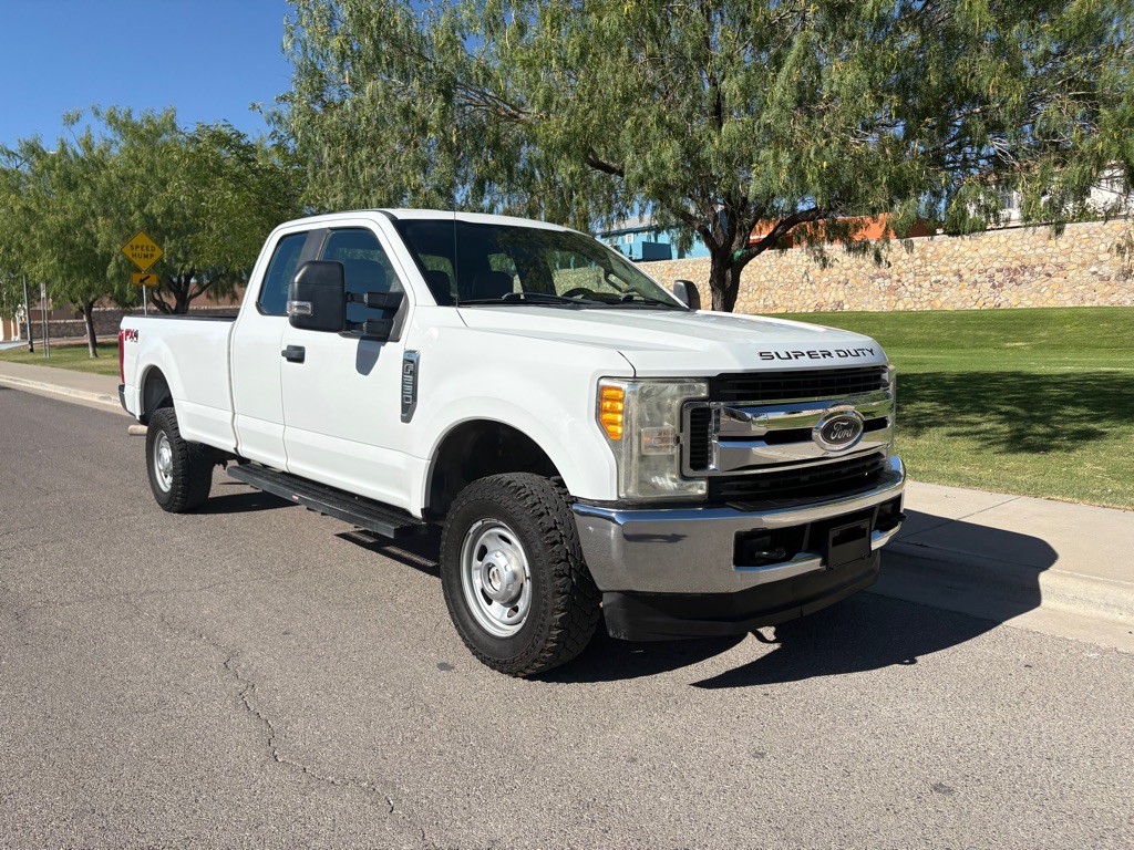 2017 Ford F-250 Image 4