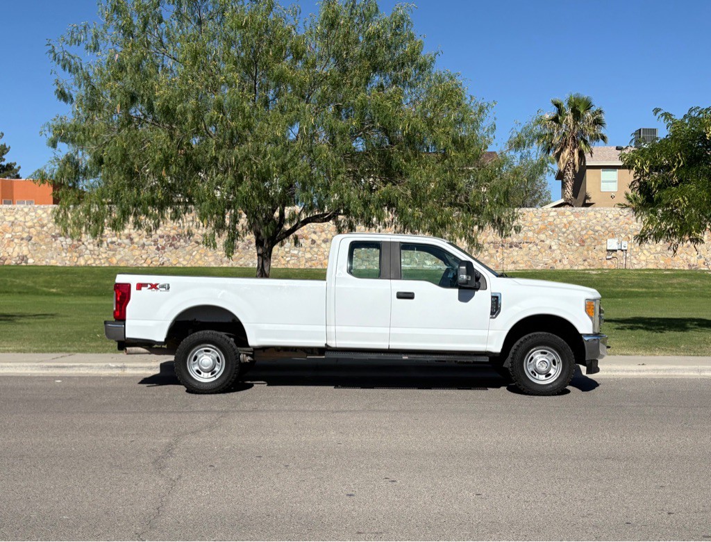 2017 Ford F-250 Image 5