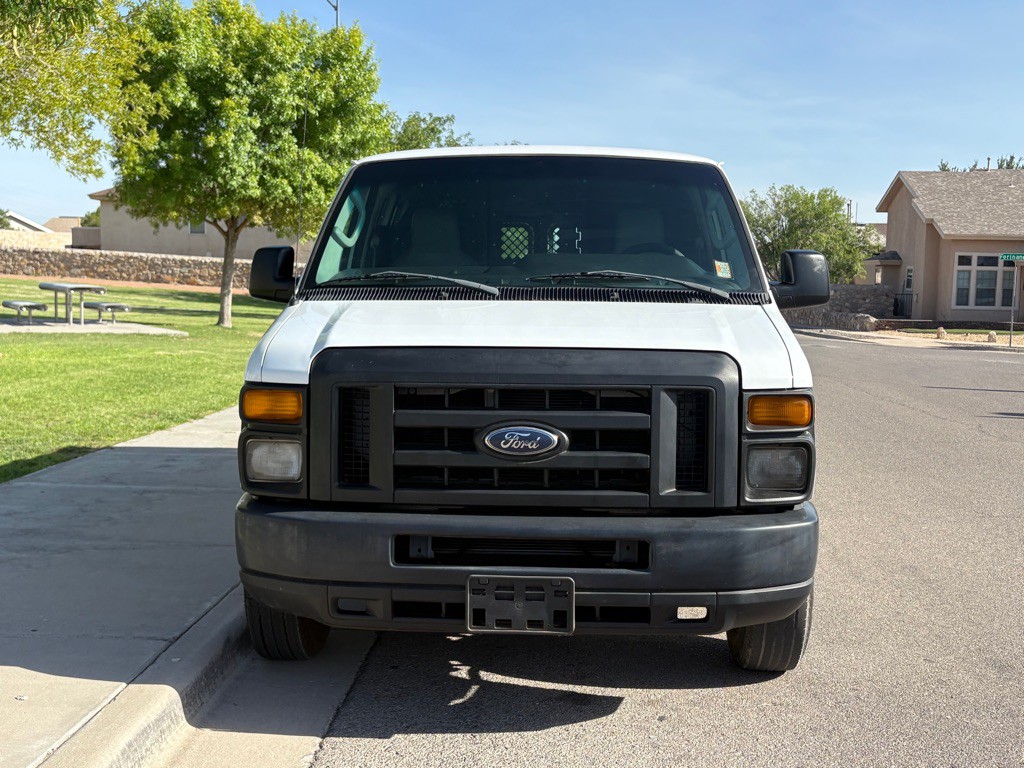 2012 Ford Econoline Image 3