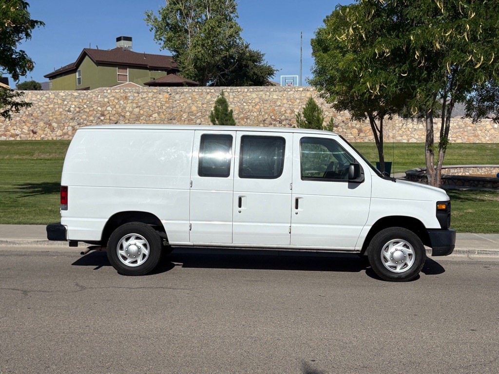 2012 Ford Econoline Image 5