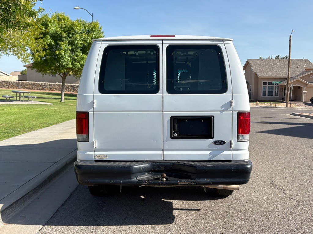 2012 Ford Econoline Image 8