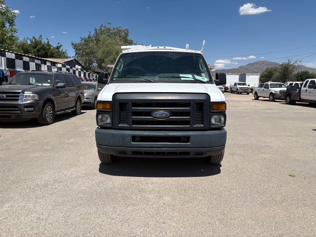2012 Ford Econoline Image 2