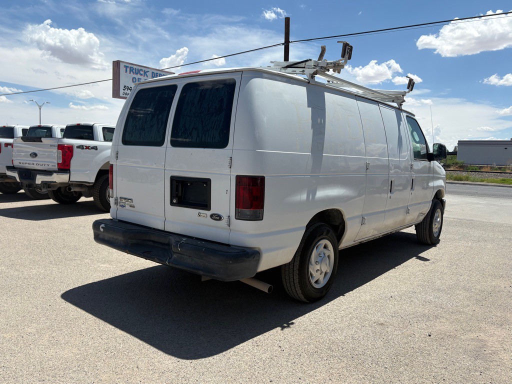 2012 Ford Econoline Image 5