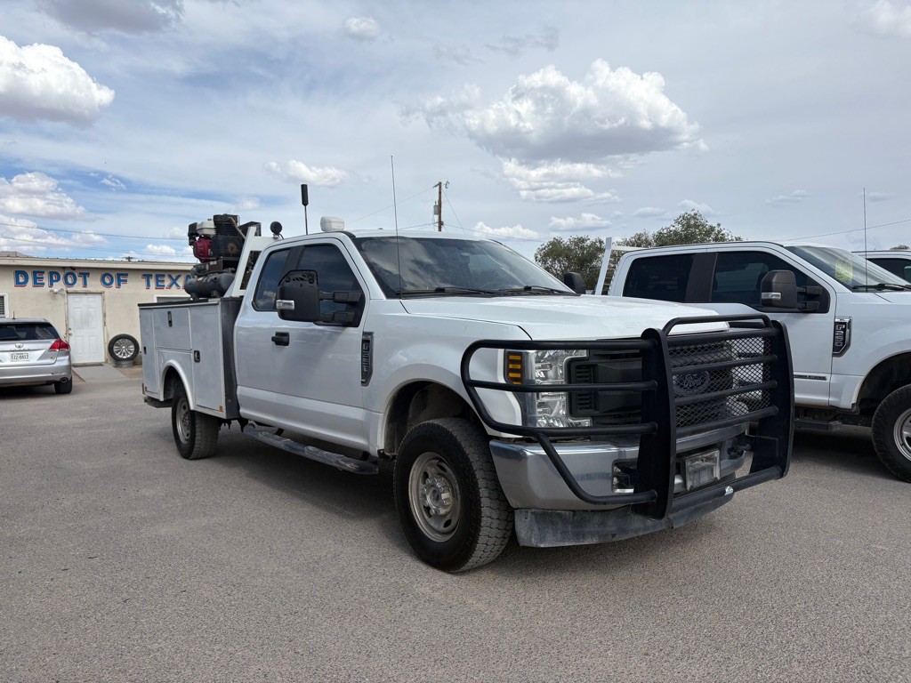 2019 Ford F-350 Image 3