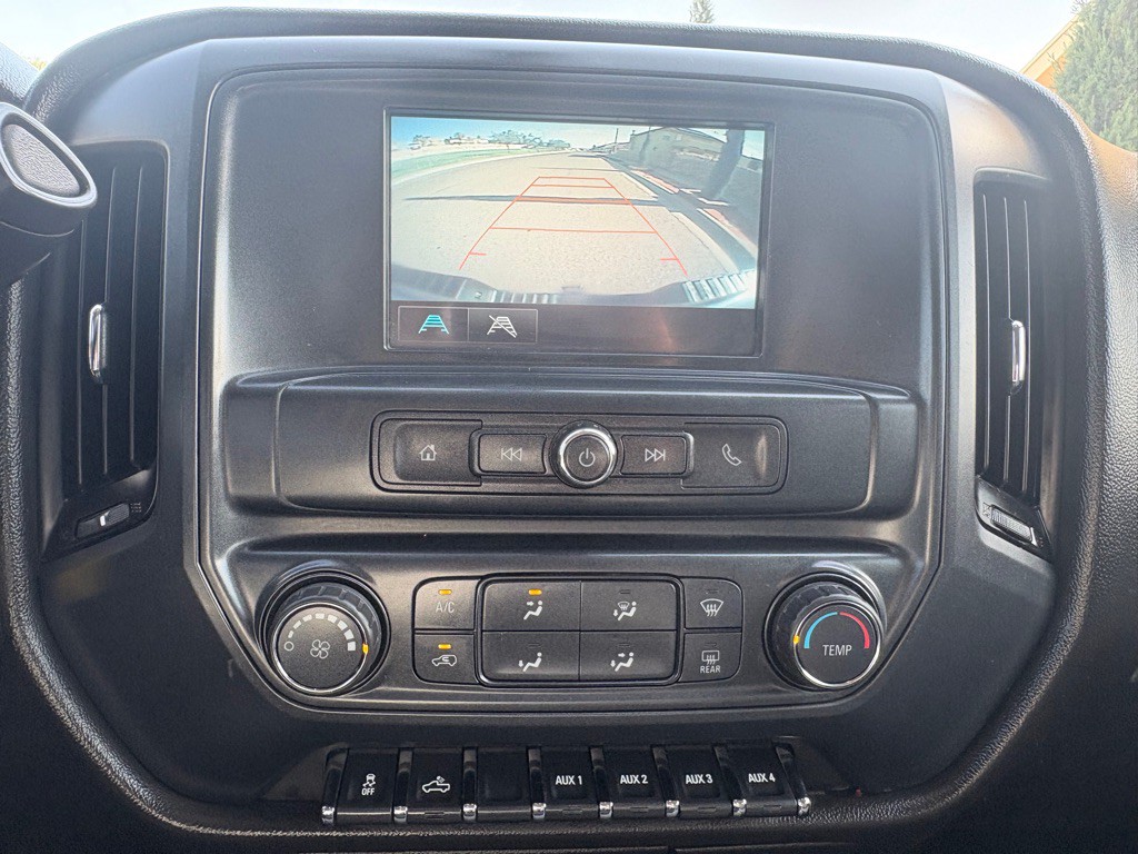 2018 Chevrolet Silverado 1500 Image 17