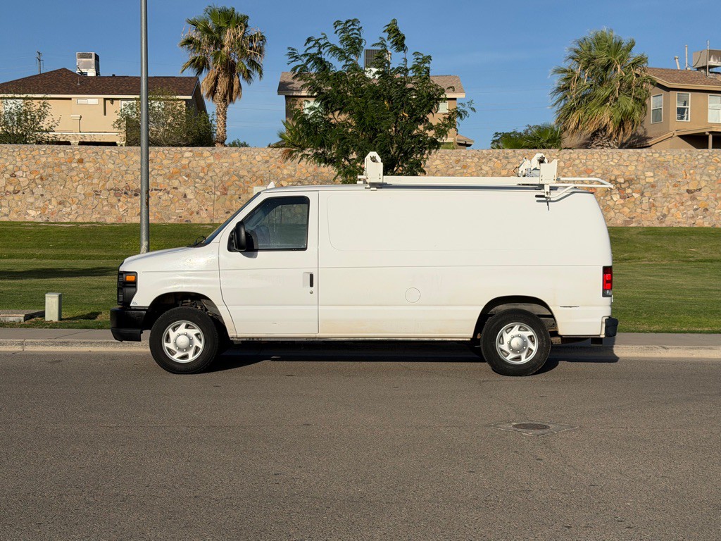 2012 Ford Econoline Image 3