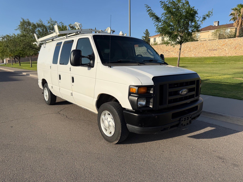 2012 Ford Econoline Image 4