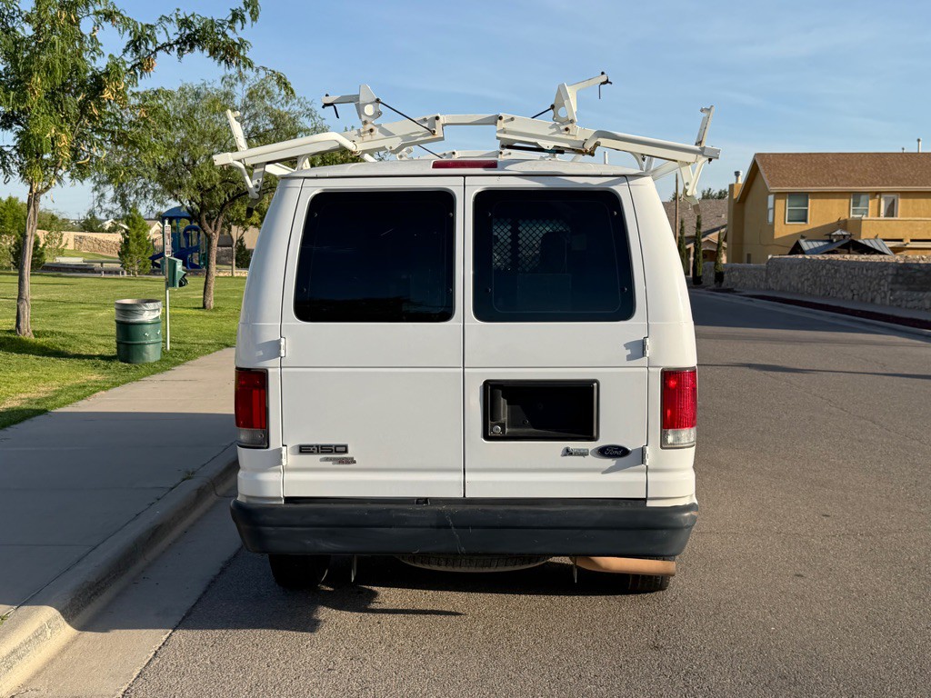 2012 Ford Econoline Image 8