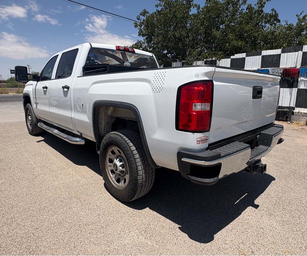 2018 GMC Sierra Image 4