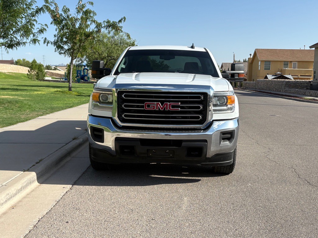 2018 GMC Sierra Image 3