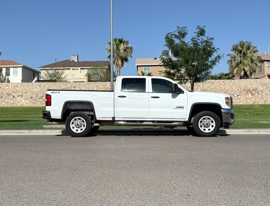 2018 GMC Sierra Image 5