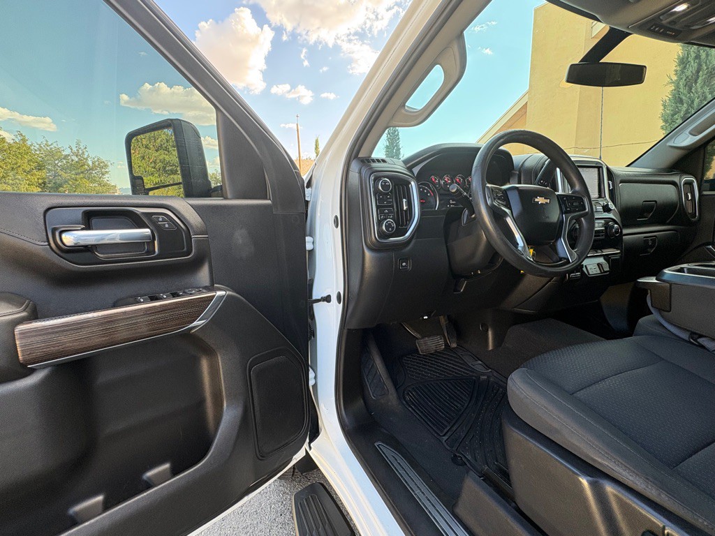 2020 Chevrolet Silverado 1500 Image 9
