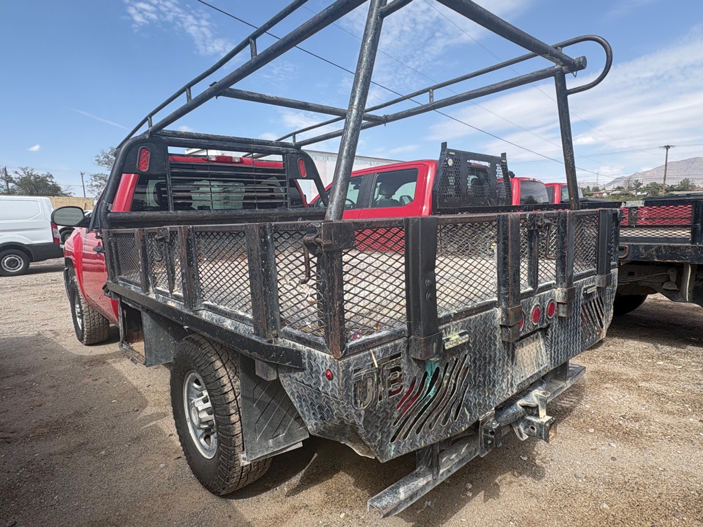 2010 Chevrolet Silverado 1500 Image 3