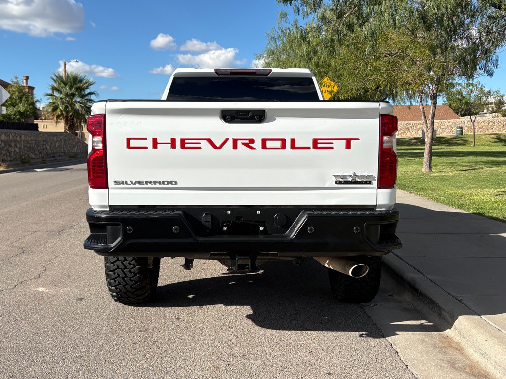 2023 Chevrolet Silverado 1500 Image 8