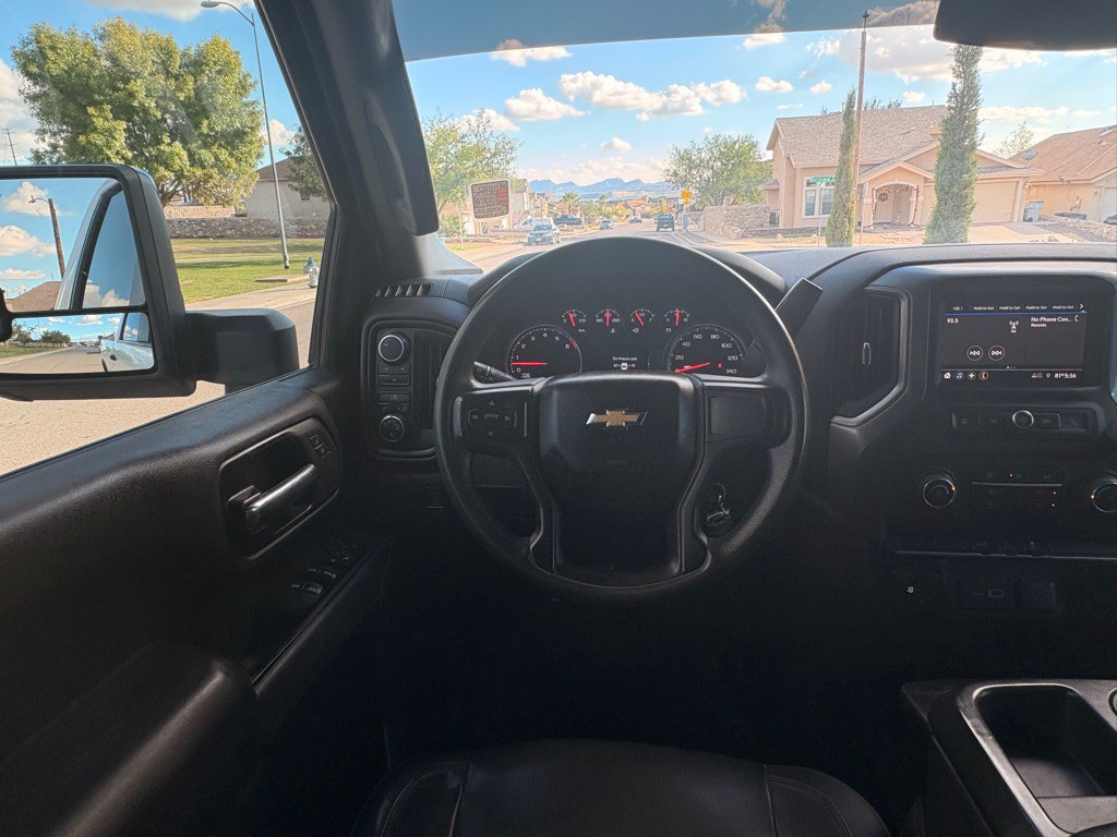 2023 Chevrolet Silverado 1500 Image 11