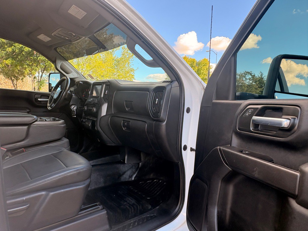 2023 Chevrolet Silverado 1500 Image 13