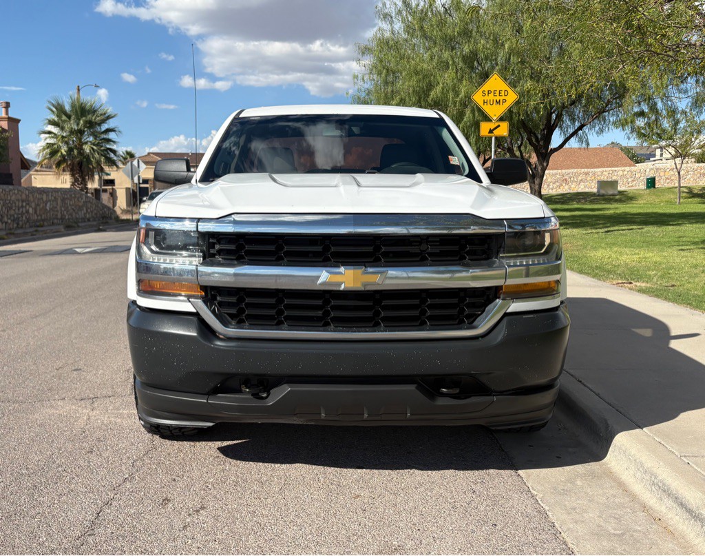 2018 Chevrolet Silverado 1500 Image 3